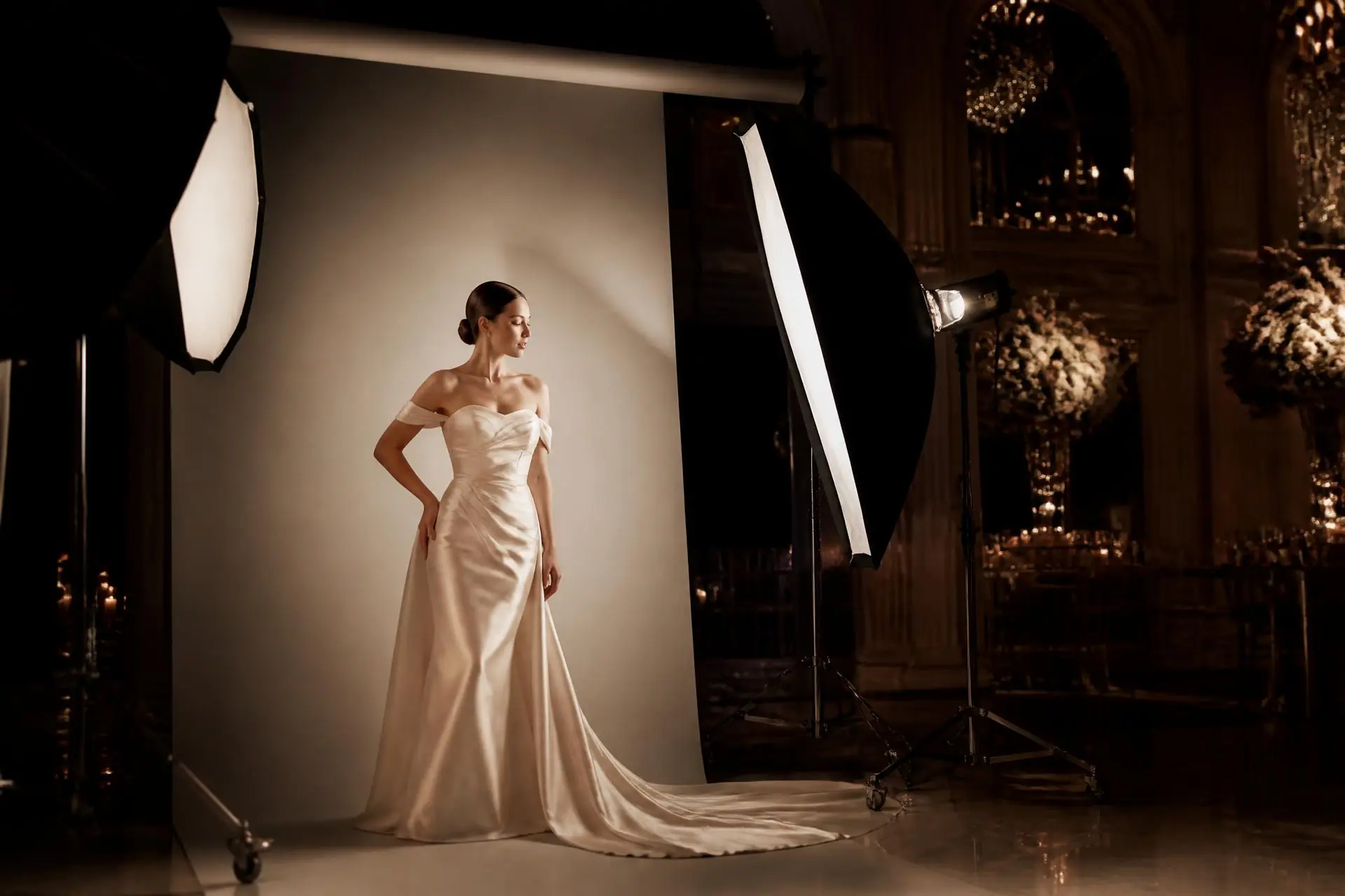 Set fotografico professionale allestito all'interno di una location per eventi